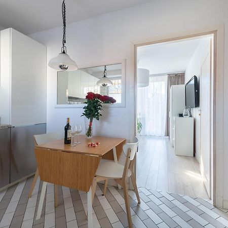 Plac Bankowy Serviced Apartments Warsaw Exterior photo