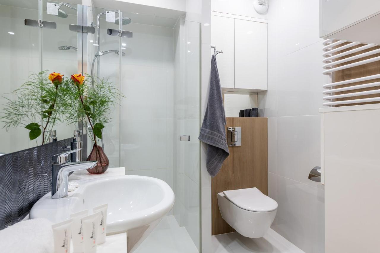 Plac Bankowy Serviced Apartments Warsaw Exterior photo